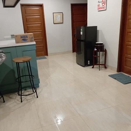 דירות ג'ימבאראן Donata House מראה חיצוני תמונה
