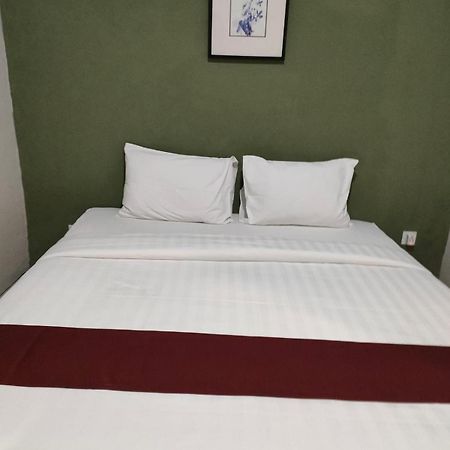 דירות ג'ימבאראן Donata House מראה חיצוני תמונה