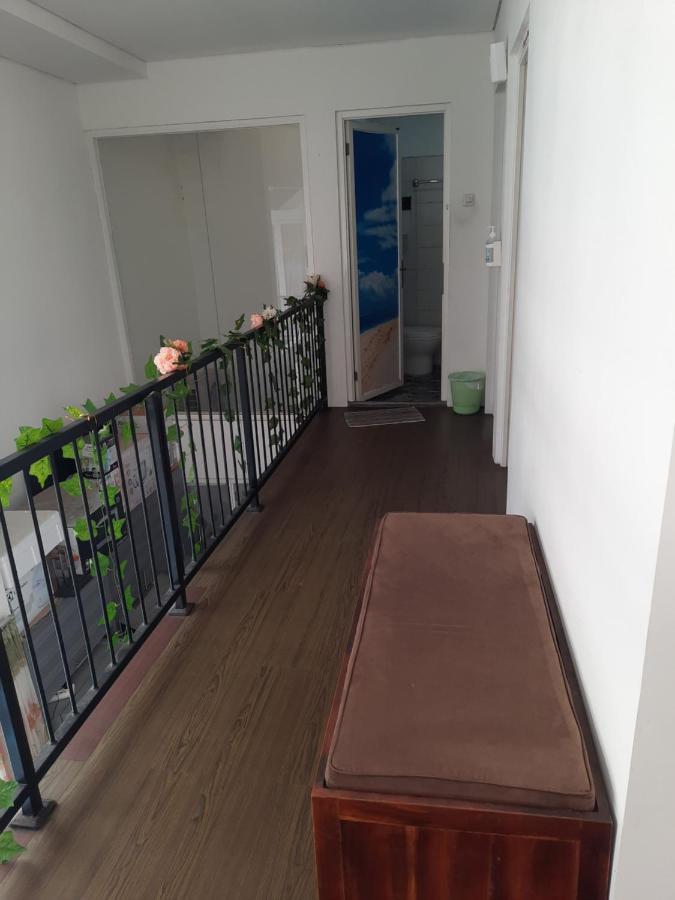 דירות ג'ימבאראן Donata House מראה חיצוני תמונה