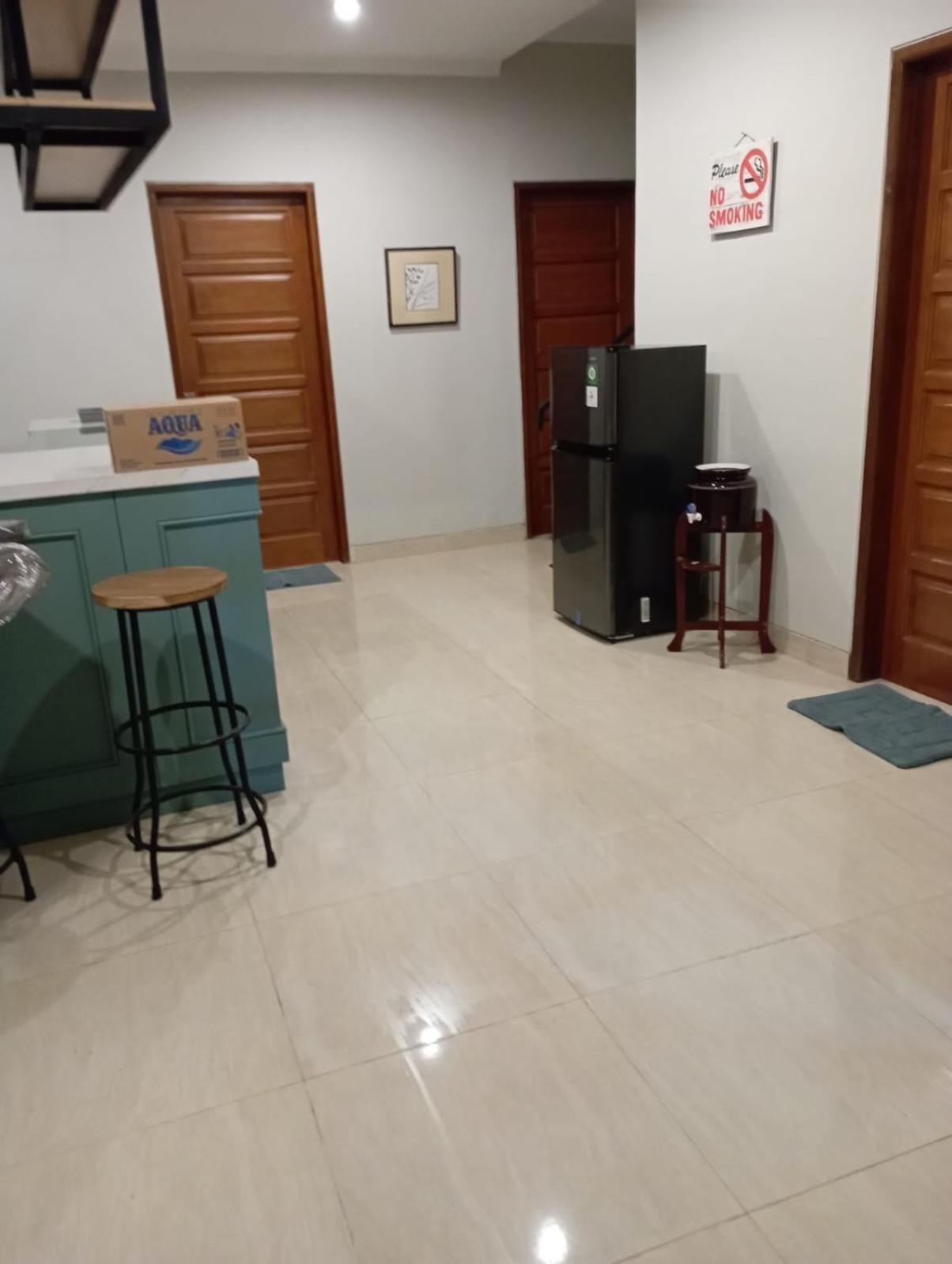 דירות ג'ימבאראן Donata House מראה חיצוני תמונה