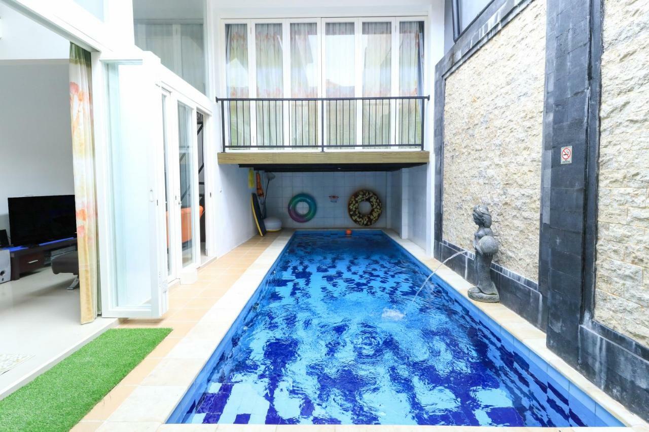 דירות ג'ימבאראן Donata House מראה חיצוני תמונה